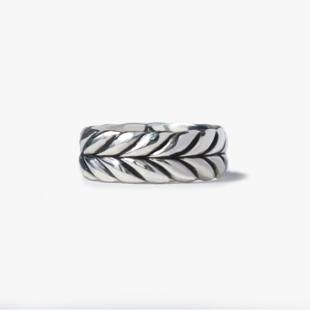 Chevron Band Ring