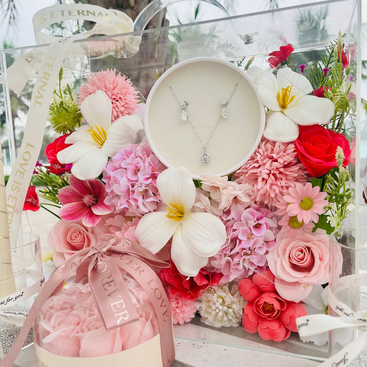 Eternal Pear Gift Set