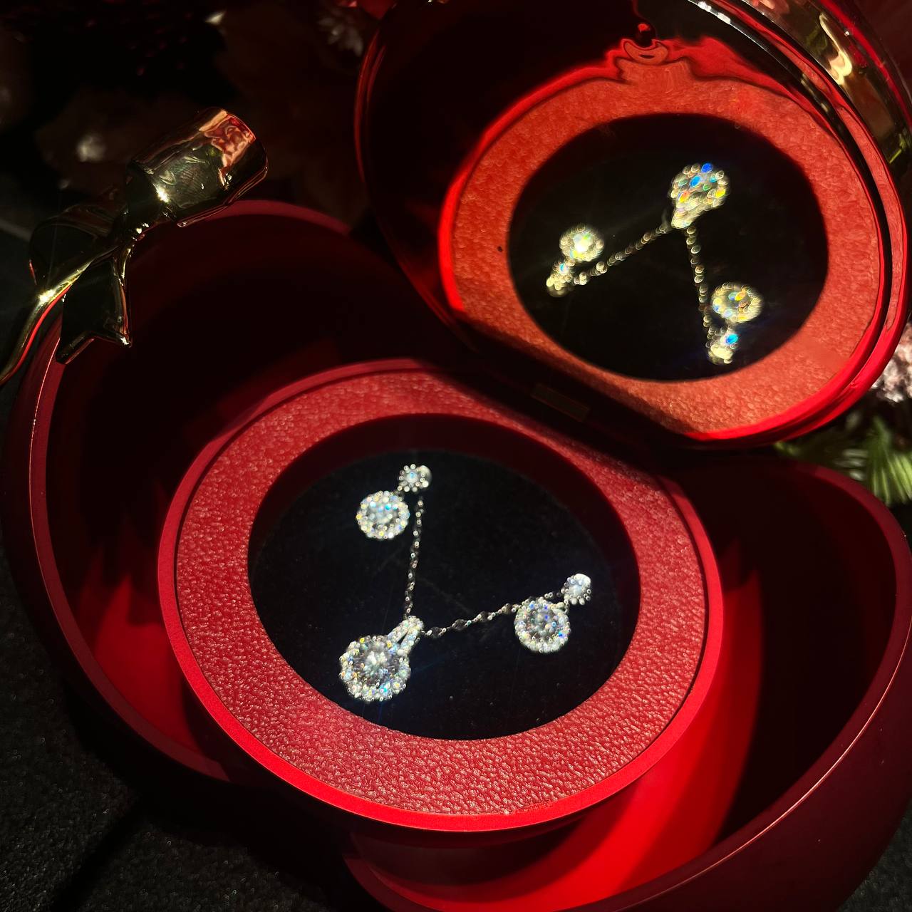 Camelia Halo Gift Set