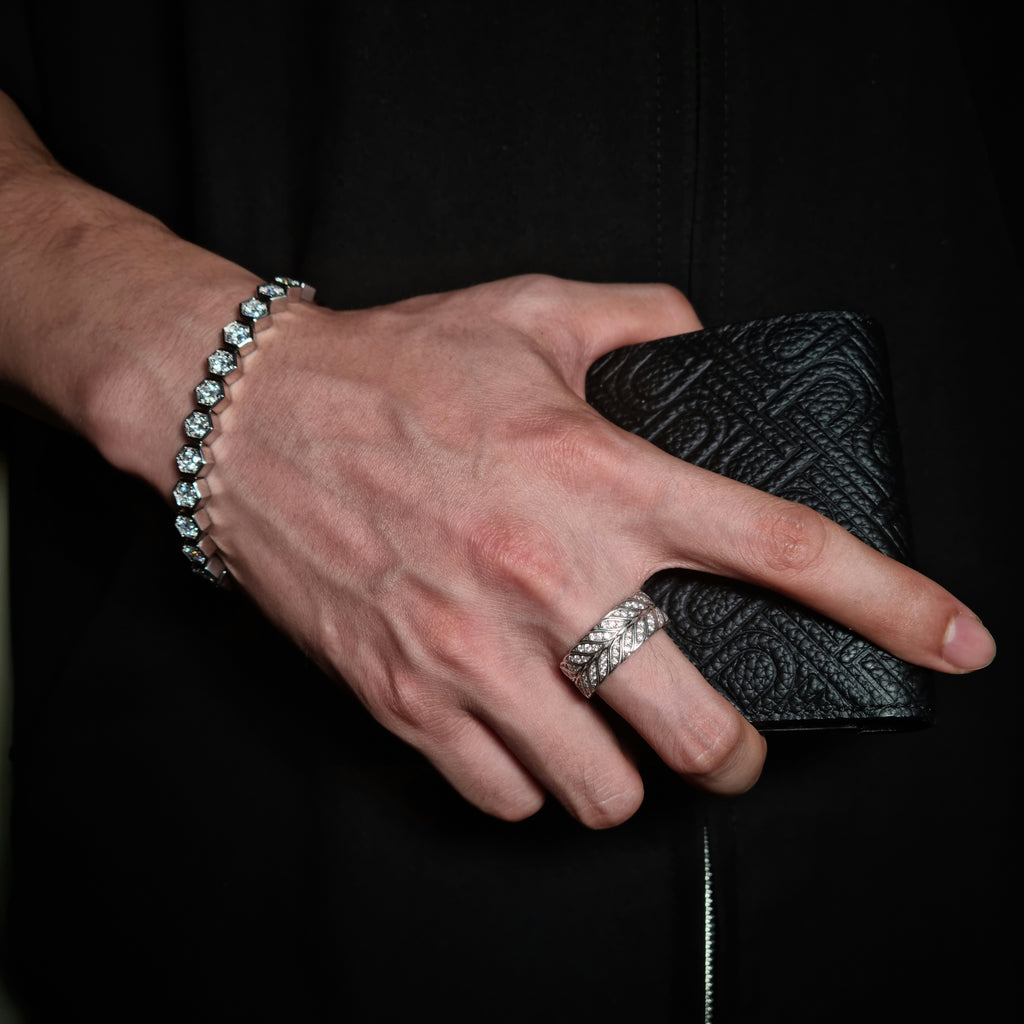 Chevron Pavé Band Ring