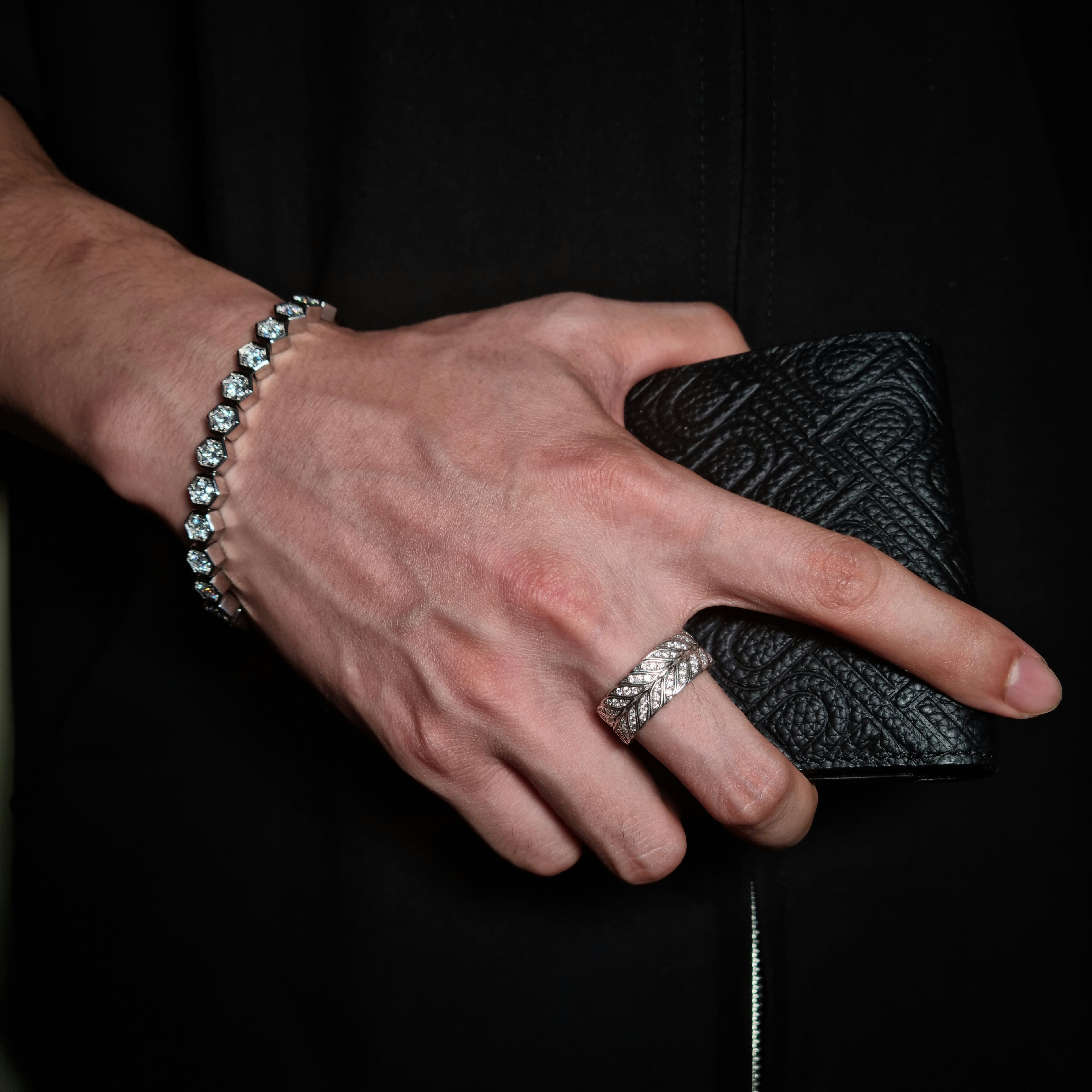 Chevron Pavé Band Ring
